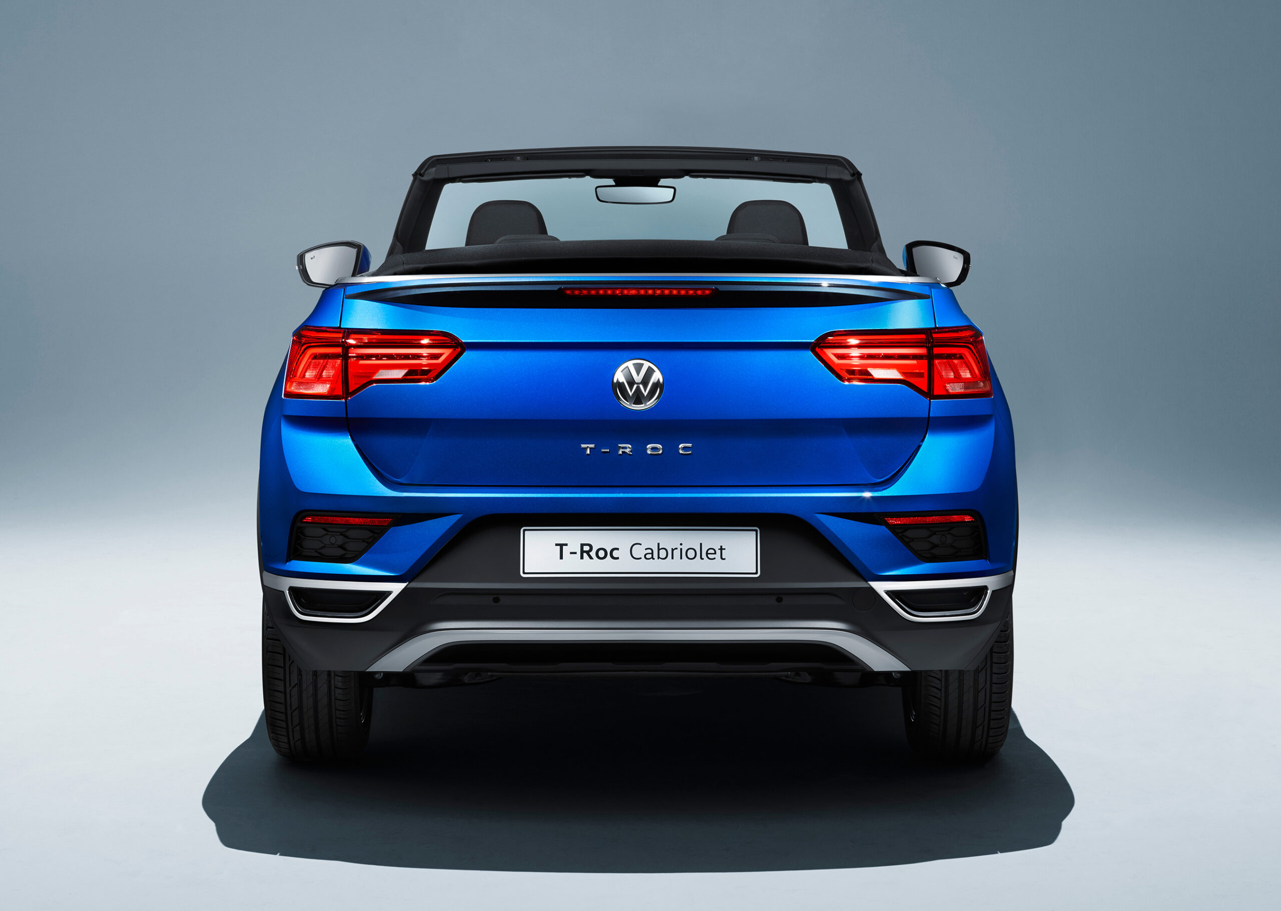 03_T-ROC_C_REAR